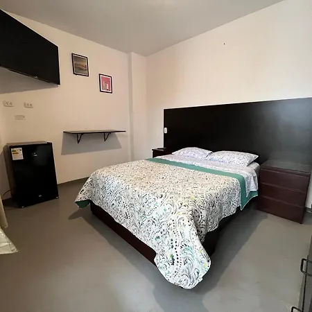 Bravo Hostels: Surf House Punta Hermosa Room photo