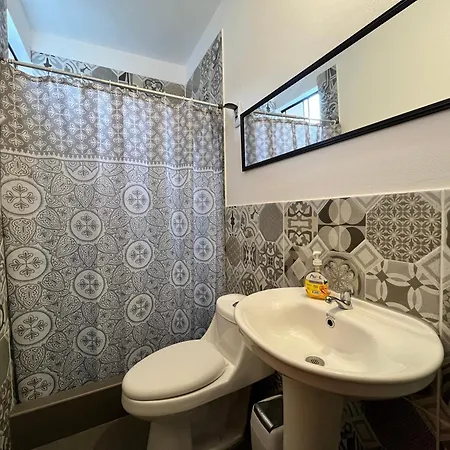 Bravo Hostels: Surf House Punta Hermosa Room photo