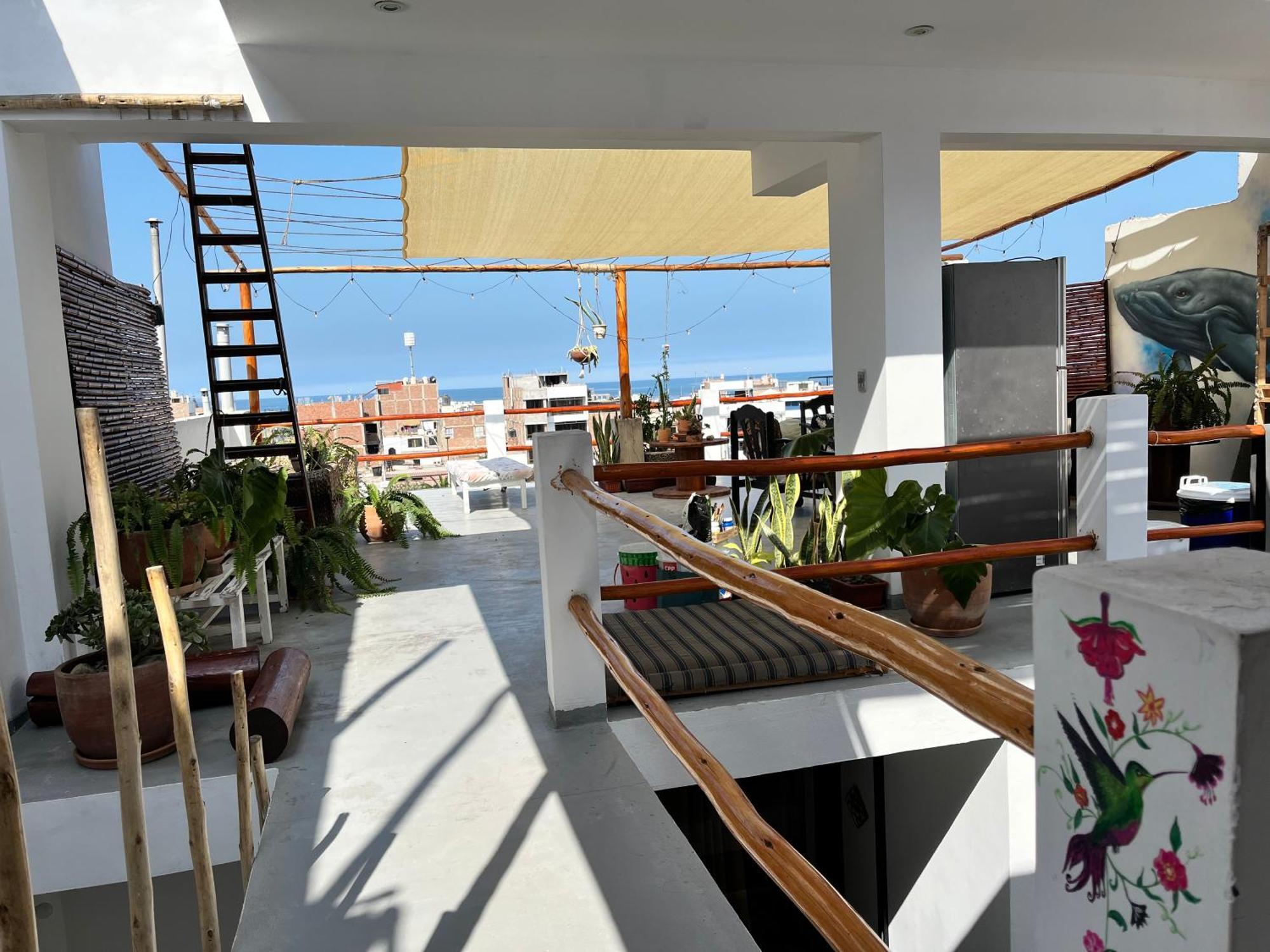 Bravo Hostels: Surf House Punta Hermosa