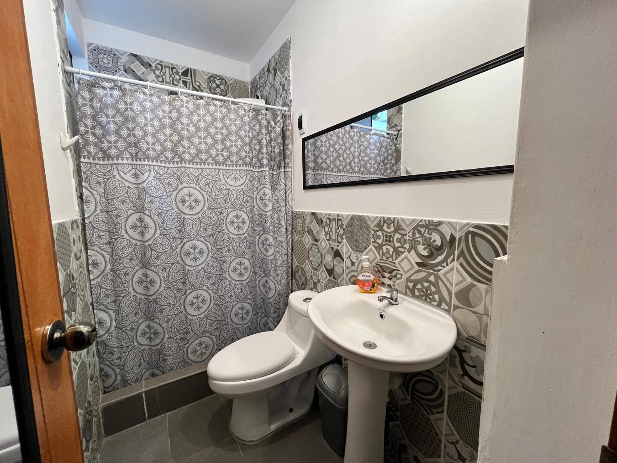 Bravo Hostels: Surf House Punta Hermosa